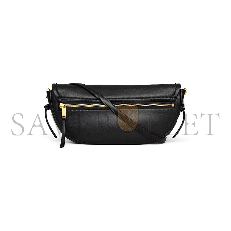 ce1i*e little halfmoon soft triomphe in S*pple shiny lambskin l10373778.38no (25*13*5cm)